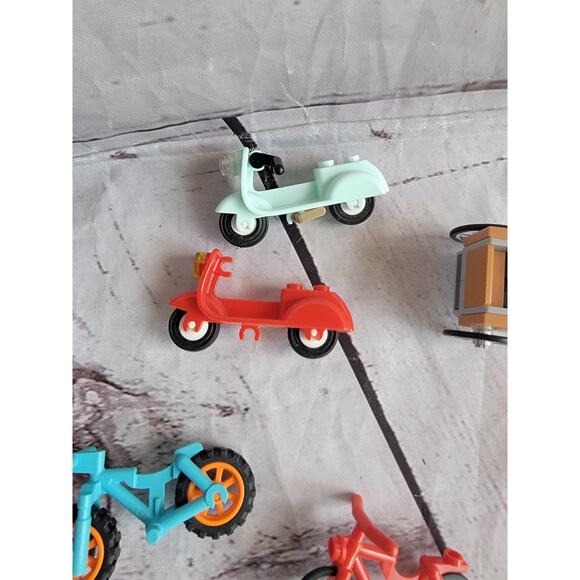 Lego Dollies bicycle Wheelbarrow Skateboards Shopping Cart Scooter Lot Of 22 - Picture 2 of 7